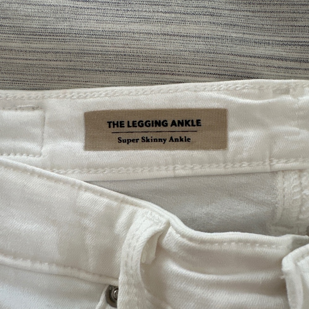 AG super skinny white jeans size 27. NWT - Picture 1 of 4